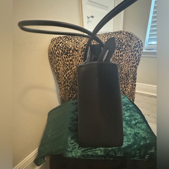 kate spade Black Logo Leather Tote - Picture 4 of 6